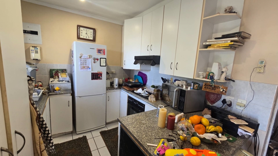 2 Bedroom Property for Sale in Protea Village Western Cape